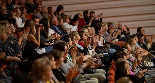 Первый музыкальный вечер цикла «Свет между мирами» к одноимённой выставке прошёл в музее «Новый Иерусалим»