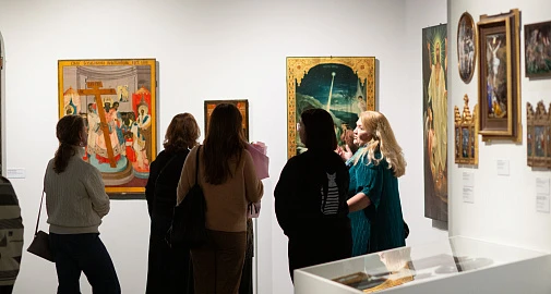 Кураторская экскурсия по выставке «Образы Спасителя и Креста Господня в иконе, скульптуре, медном литье и эмалях»